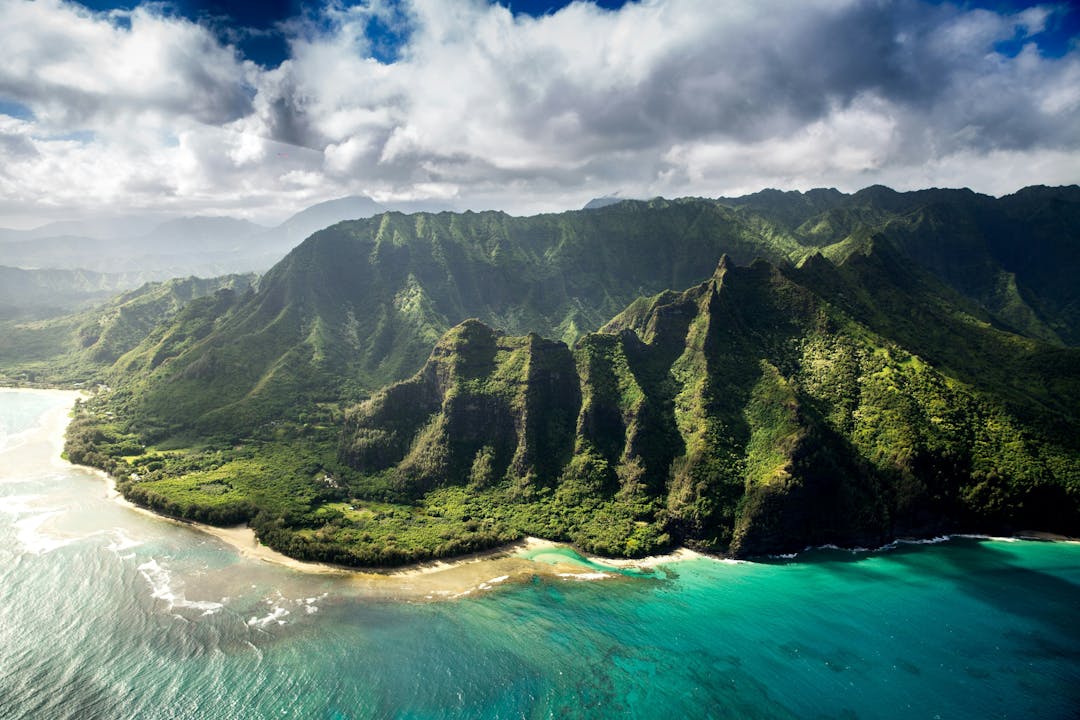 Hawaii Holiday Guide: Where to Go, When to Travel, and More